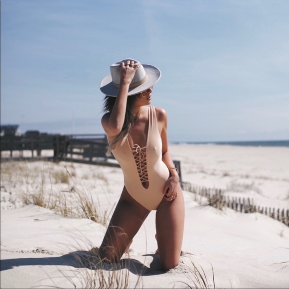 Onia Bridget One-Piece Swimsuit Geranium Medium - Picture 6 of 12